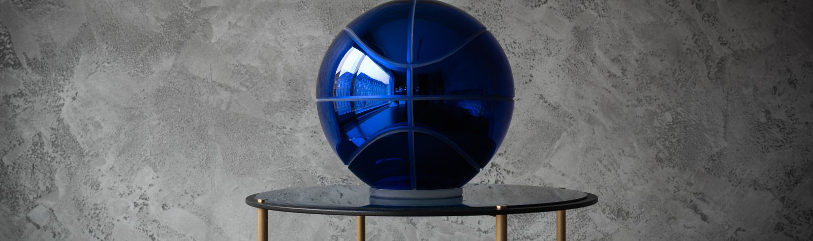 The ultimate home décor: Glass spheres